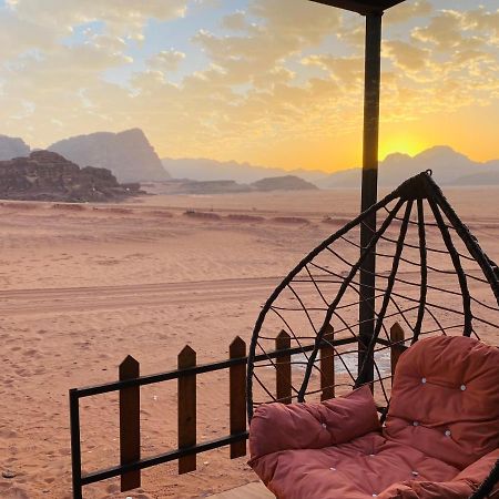 Star Guide Luxury Camp Hotel Wadi Rum Eksteriør billede