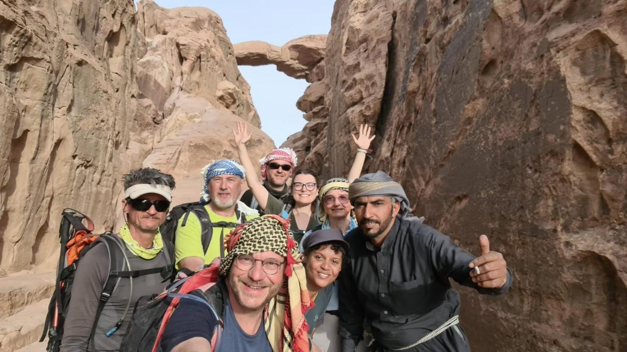 Star Guide Luxury Camp Hotel Wadi Rum Eksteriør billede
