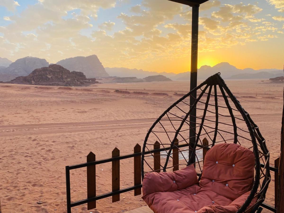 Star Guide Luxury Camp Hotel Wadi Rum Eksteriør billede